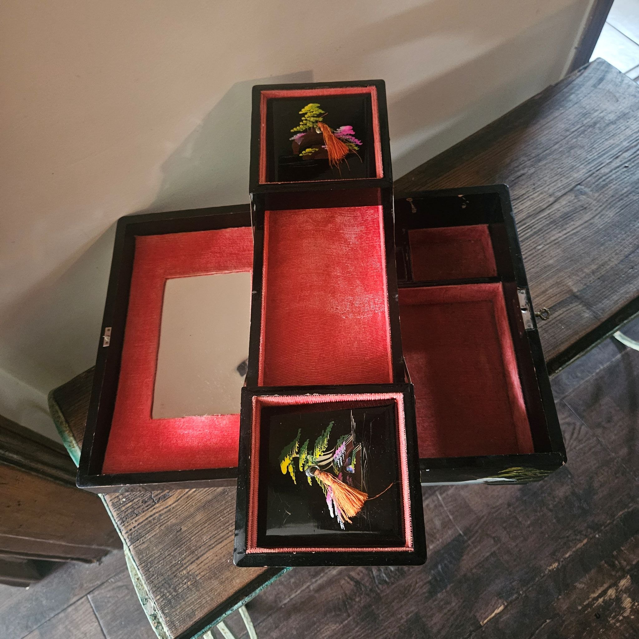 Open Mid Century Vintage Japanese Lacquer Wooden Cantilever Jewellery Box showing cantilever access