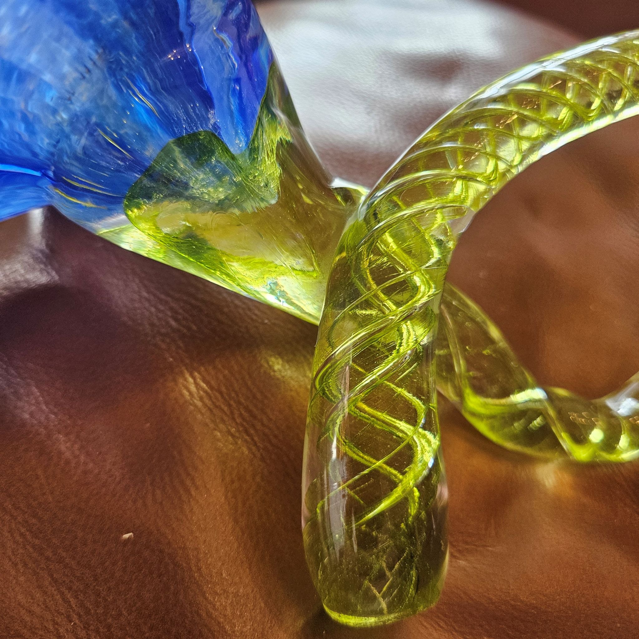 Close up of loop filigree stem on Vintage Murano Style Art Glass Flower Sculpture Zanfirico Filigree Loop Stem